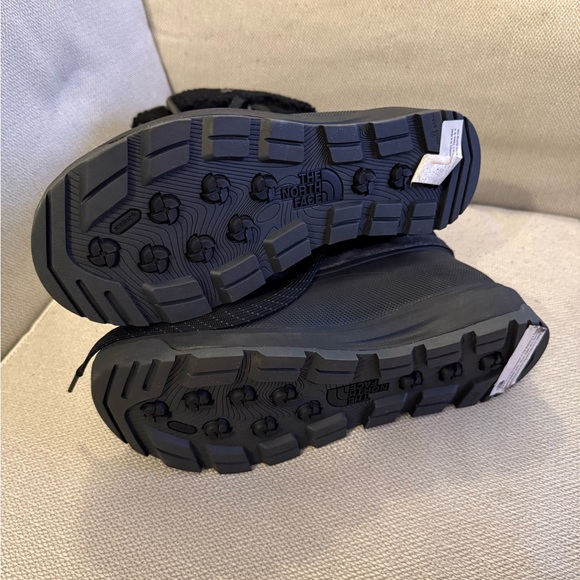 The North Face Shellista V Mid waterproof insulated boot - Picture 3 of 3